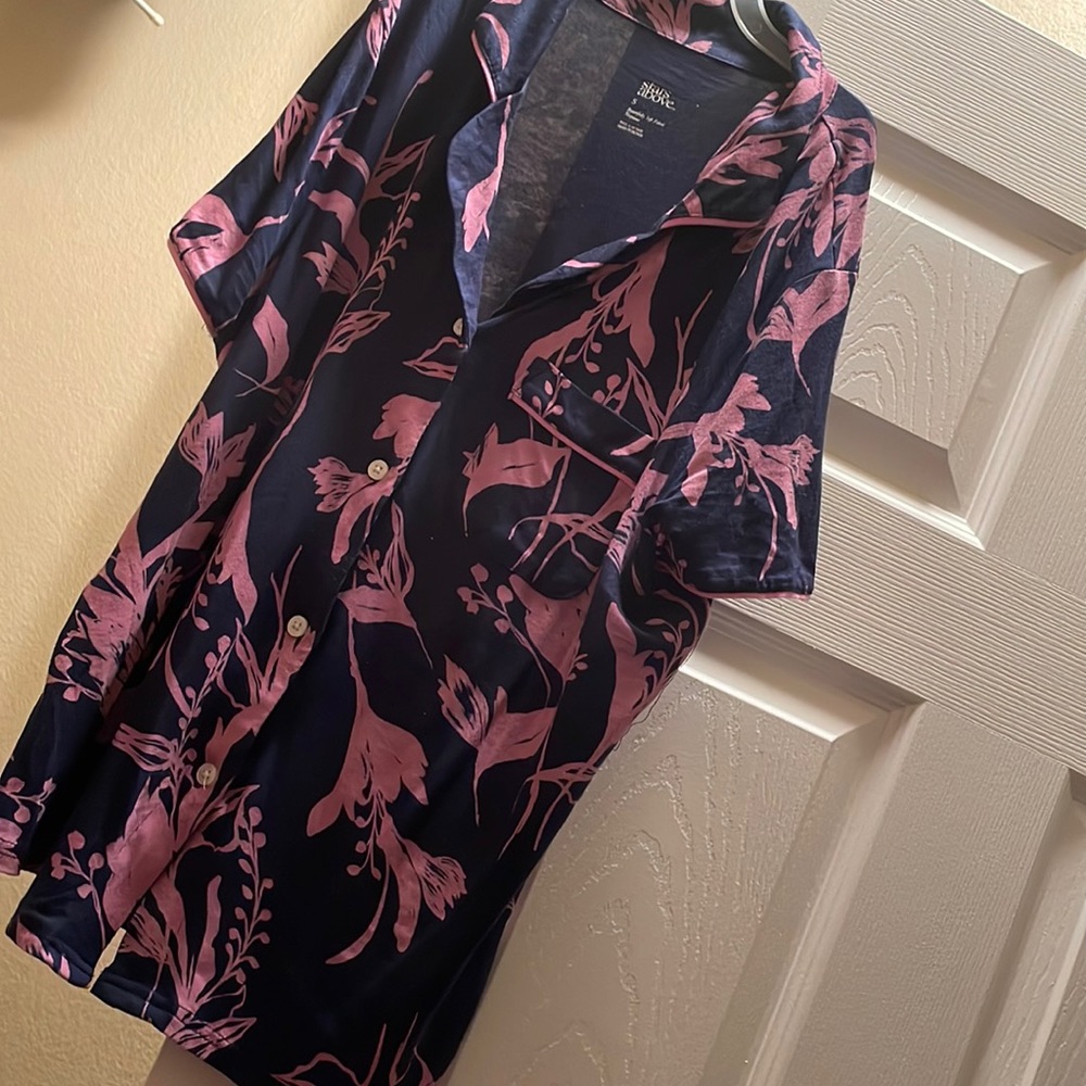 Stars above sleep shirt
